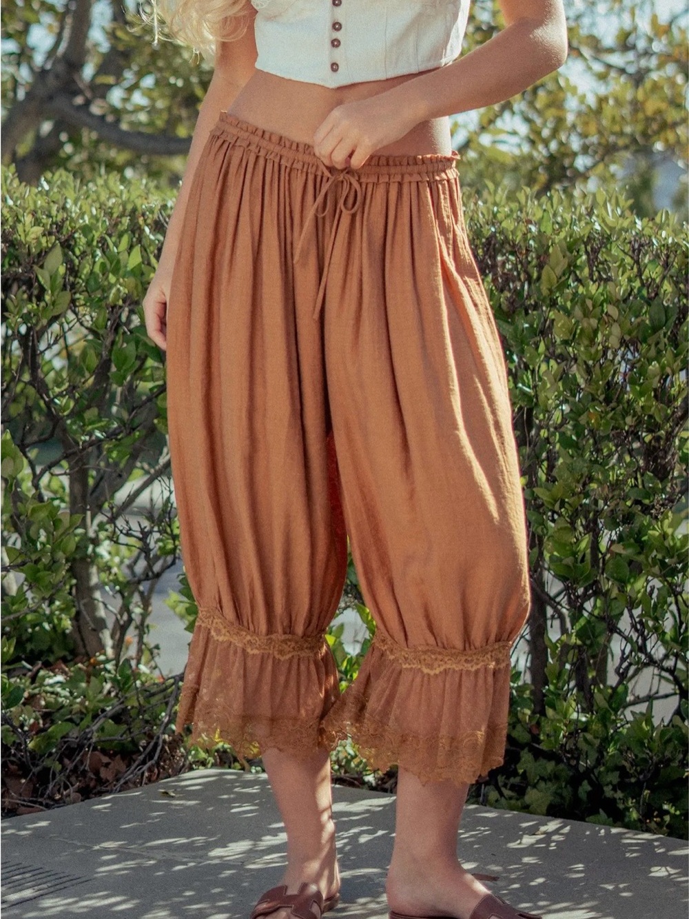 Lace-Trimmed Cropped
Bloomer Pants - Picture 4 of 4
